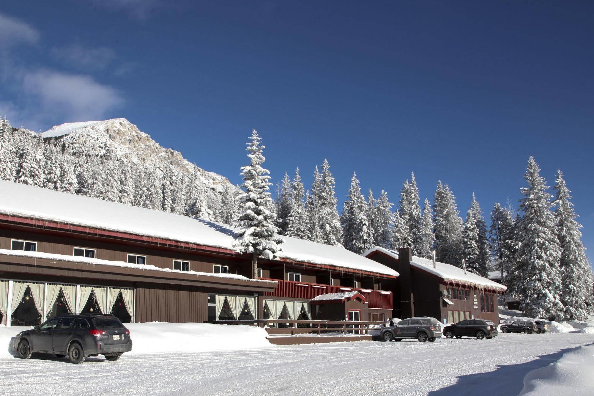 The Great Divide Lodge Field Extérieur photo